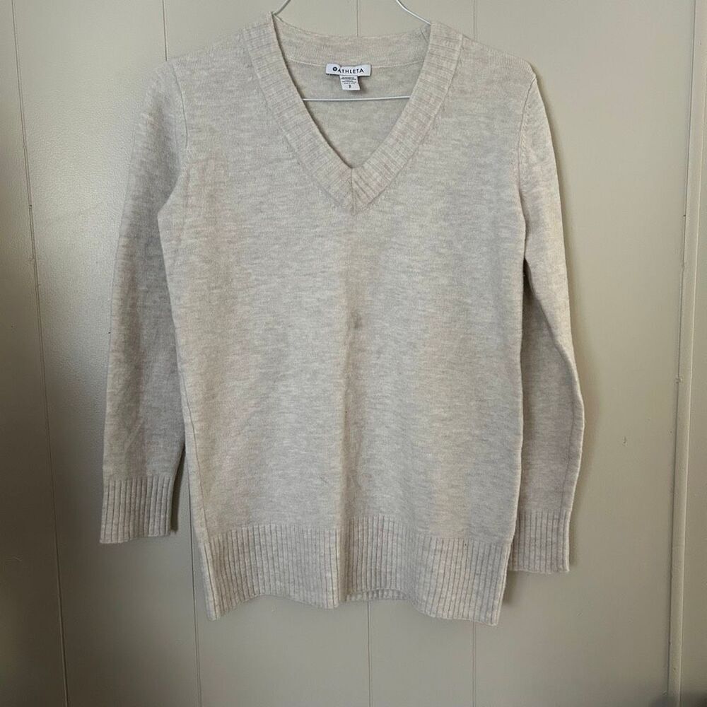 Athleta Cream Merino Wool V-Neck Sweater Size Small